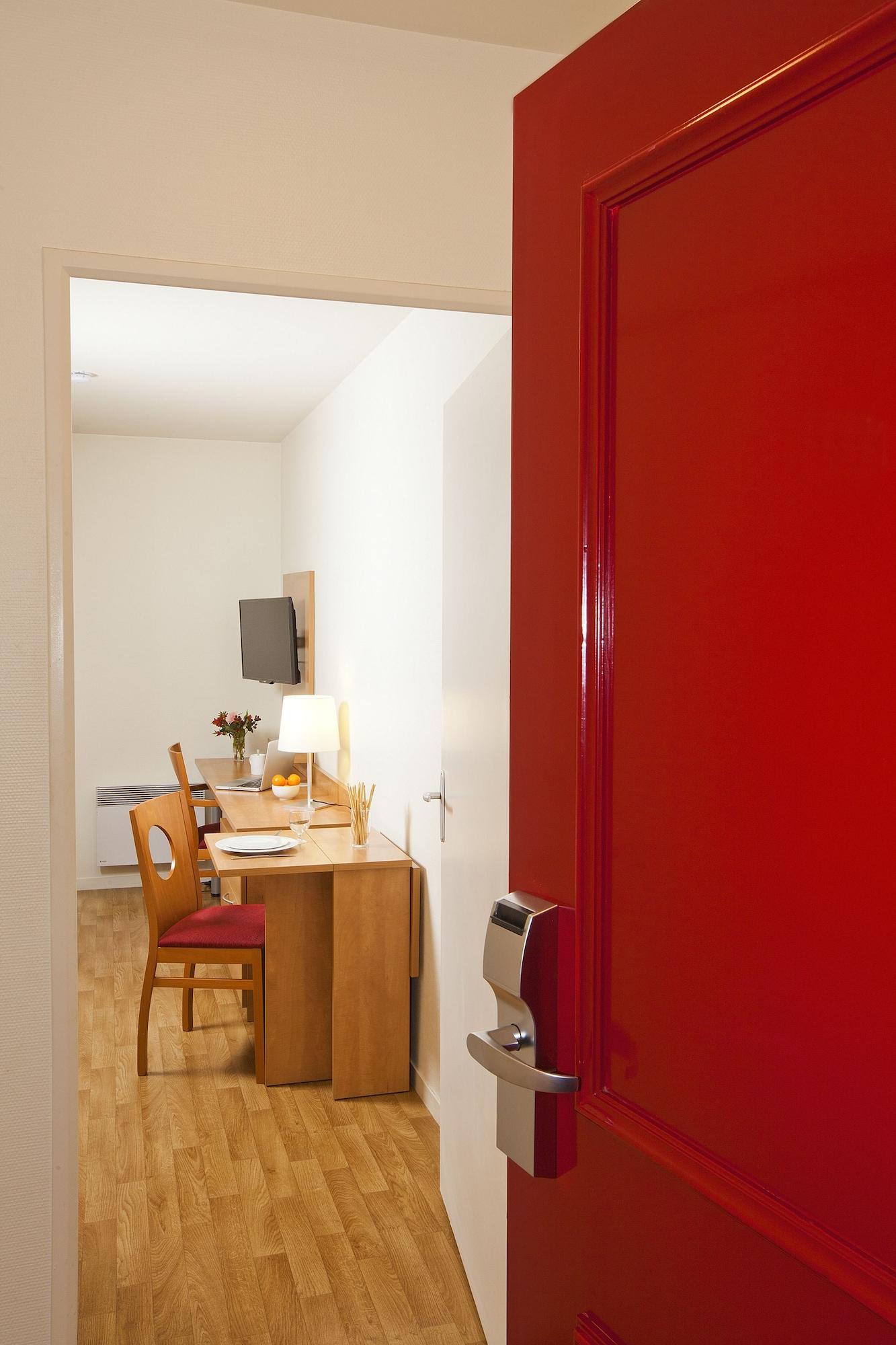 Sejours & Affaires Rennes Longs Champs Aparthotel ภายนอก รูปภาพ